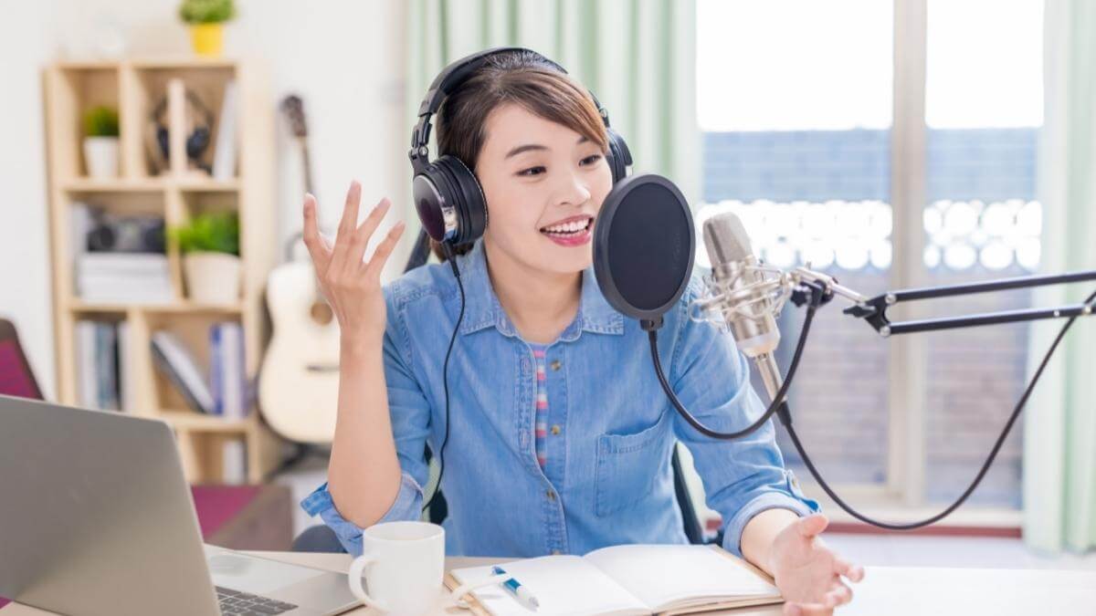 13 Podcasts Tech CEOs Should Be Listening to￼
